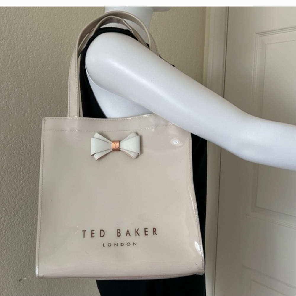 Ted Baker Alacon Plain Bow Large Icon Bag In Light Pink And Cream Color - Picture 4 of 4